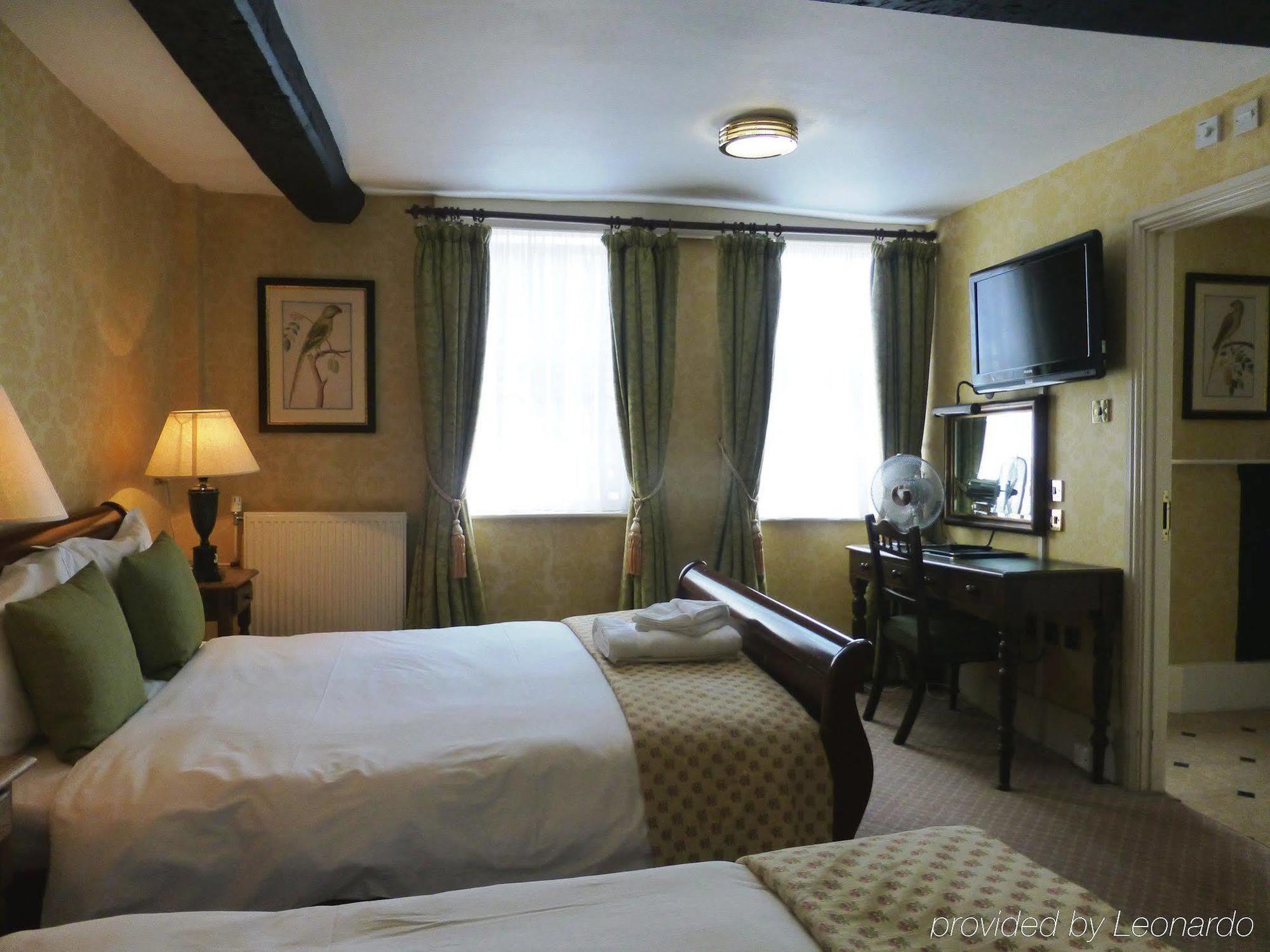 The Bear Hotel Devizes Kültér fotó